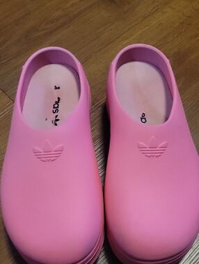 adidas Pink Closed-Toe Slide Clogs with Trefoil